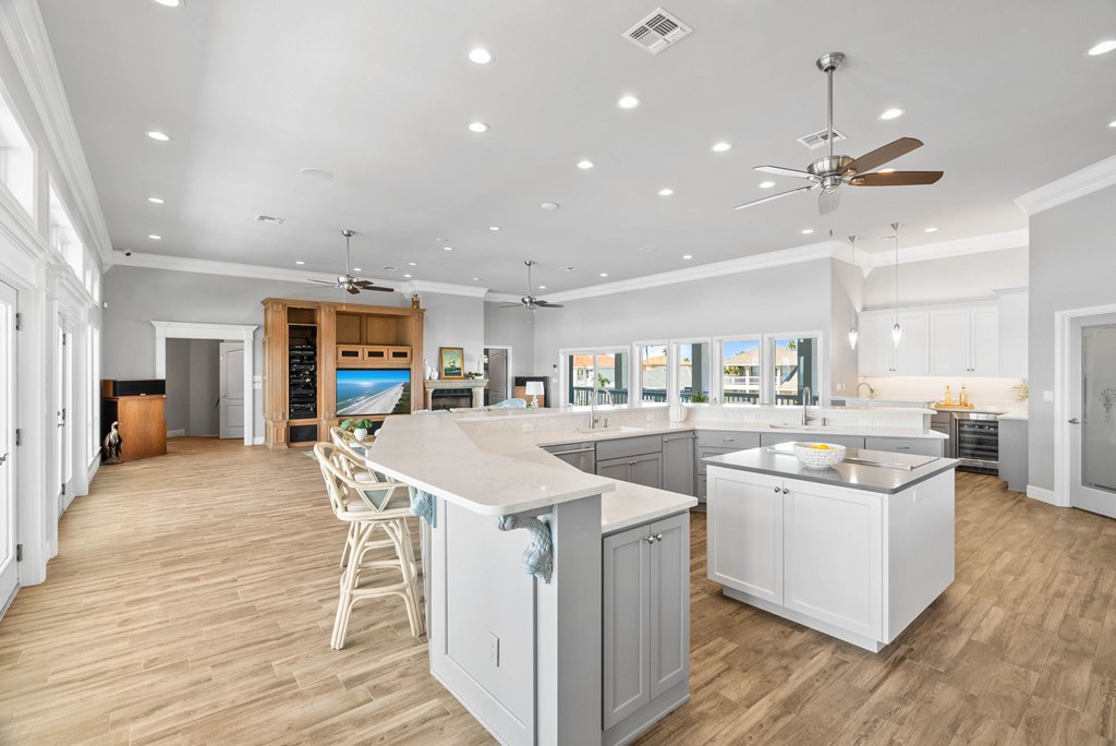 134 Bay Harbor Dr