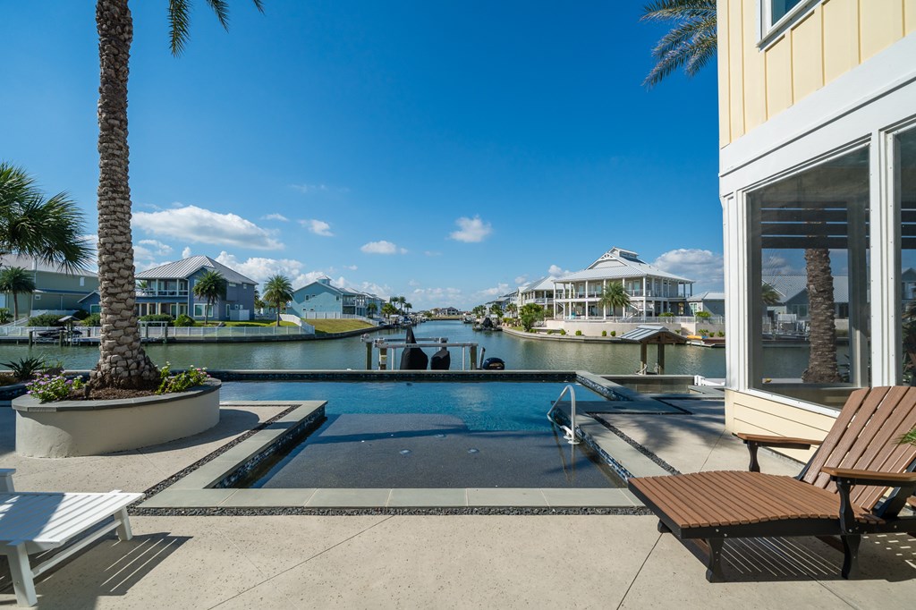 1017 North Isle