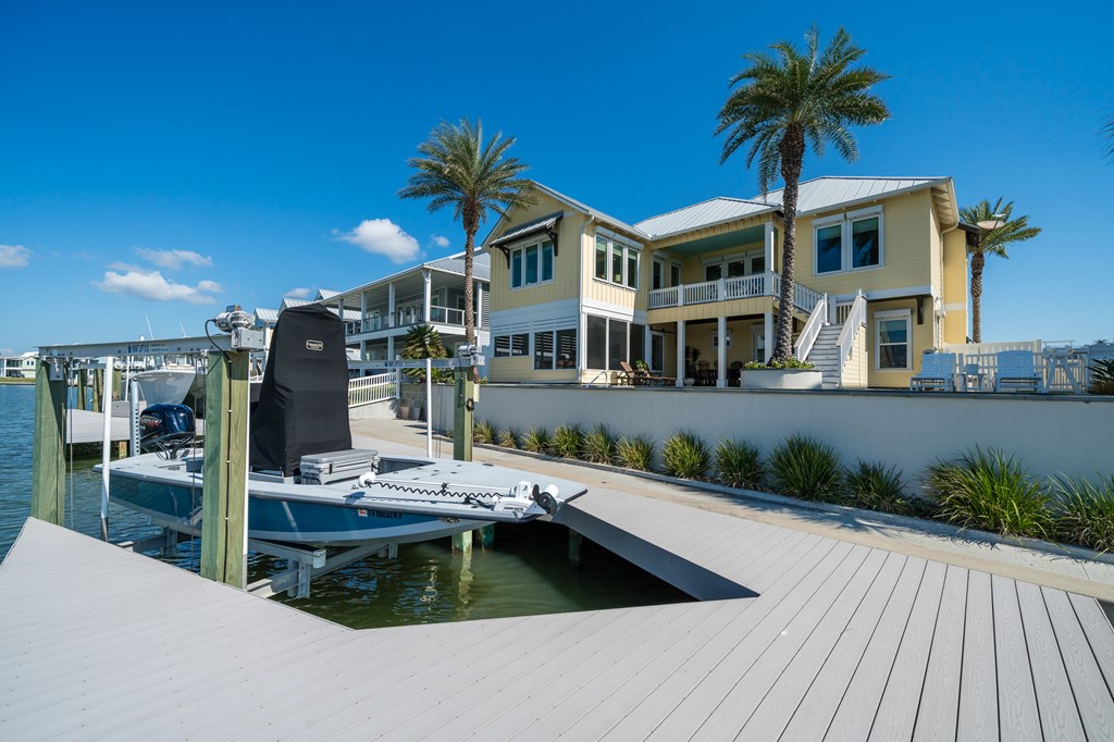 1017 North Isle