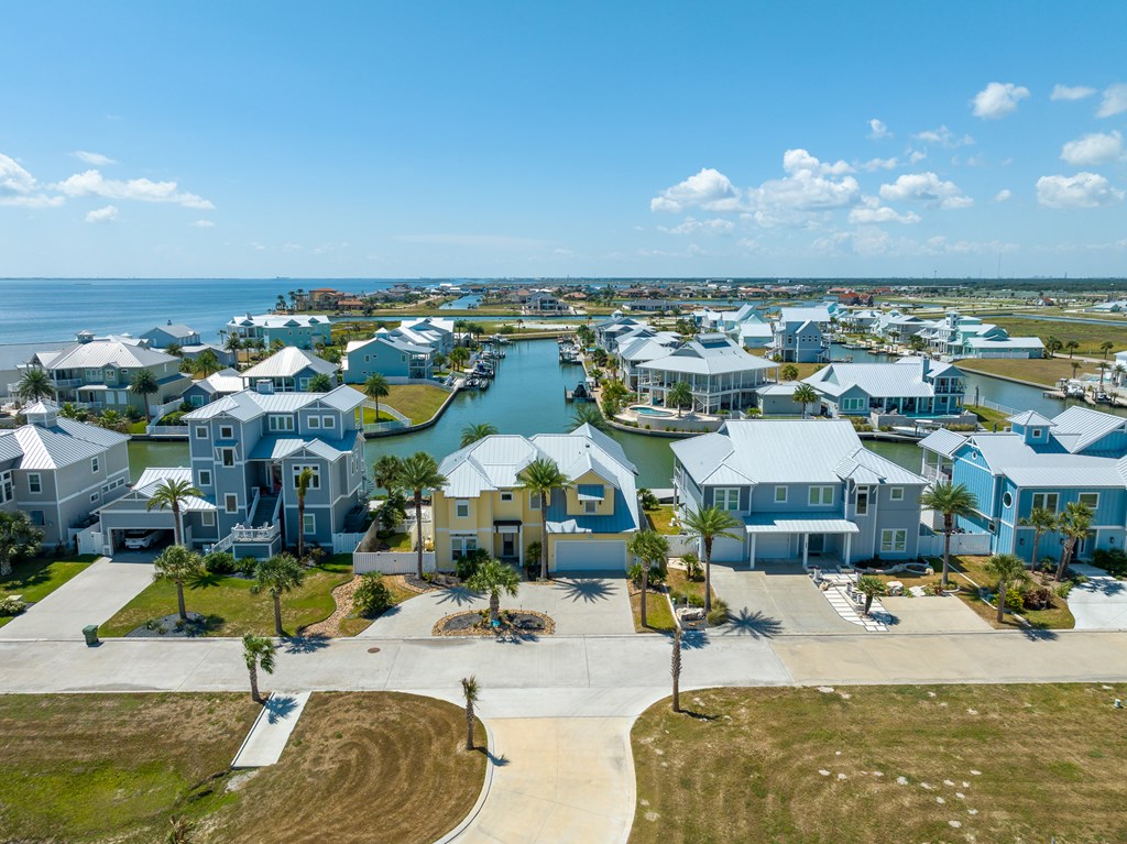 1017 North Isle