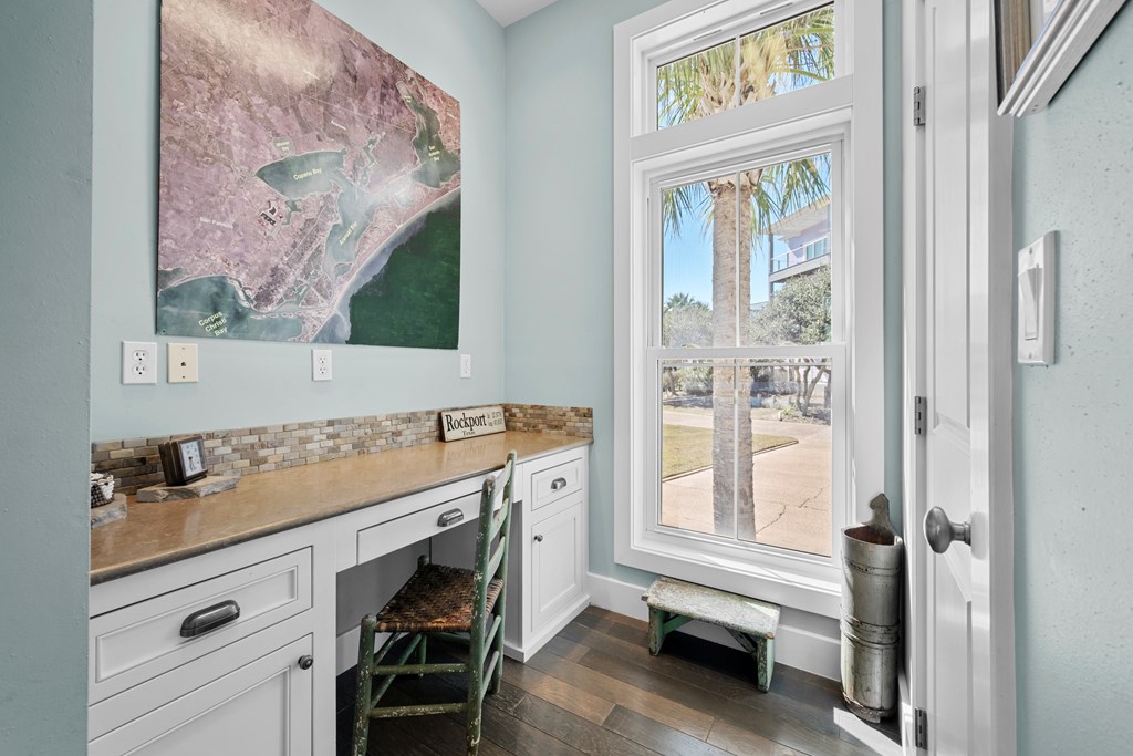 20 Old Cottage Beach Dr