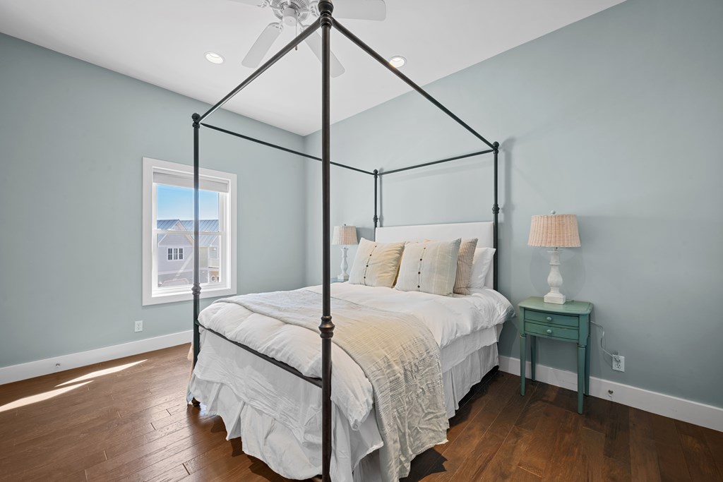 20 Old Cottage Beach Dr