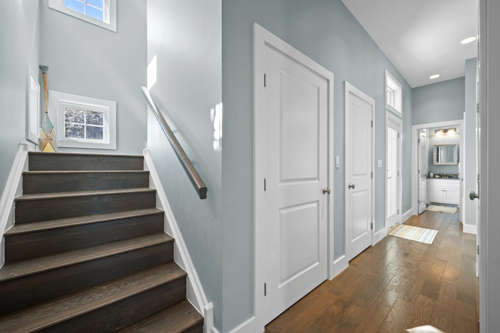 20 Old Cottage Beach Dr