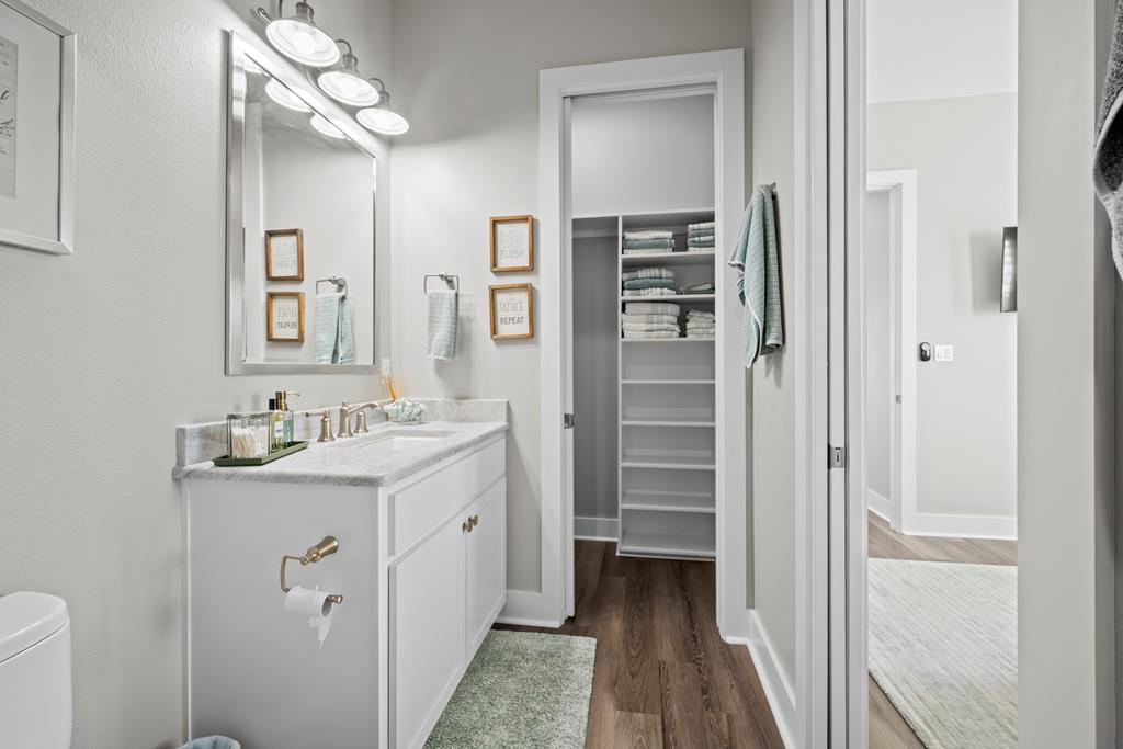 1002 Grand Cayman Ct