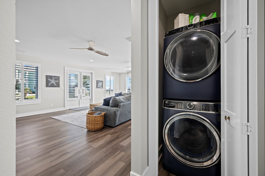 1002 Grand Cayman Ct