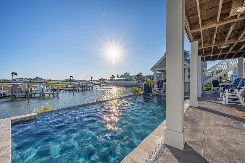 1002 Grand Cayman Ct