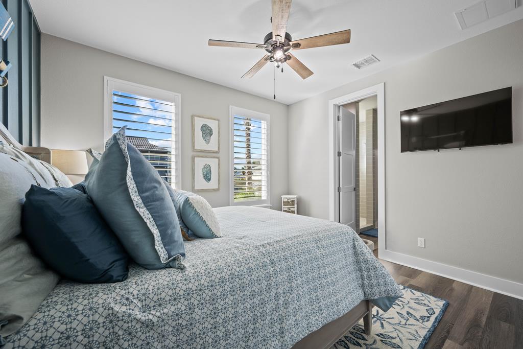 1002 Grand Cayman Ct