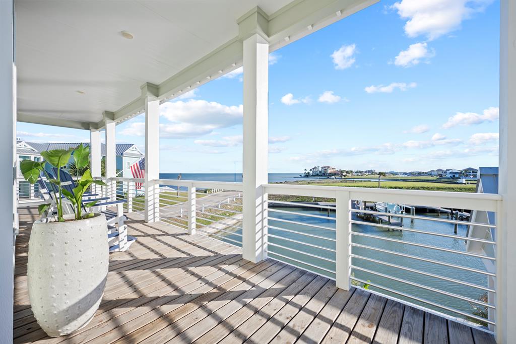 1002 Grand Cayman Ct