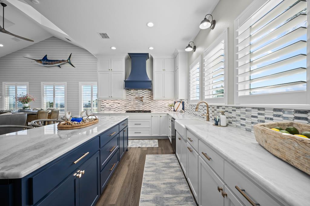 1002 Grand Cayman Ct