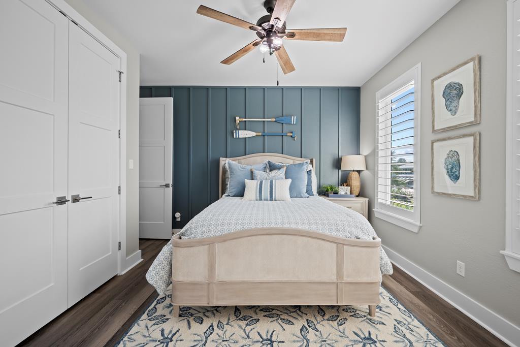 1002 Grand Cayman Ct