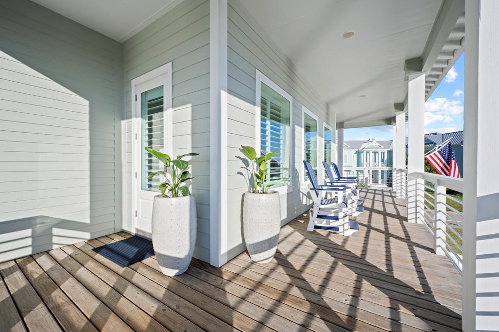 1002 Grand Cayman Ct