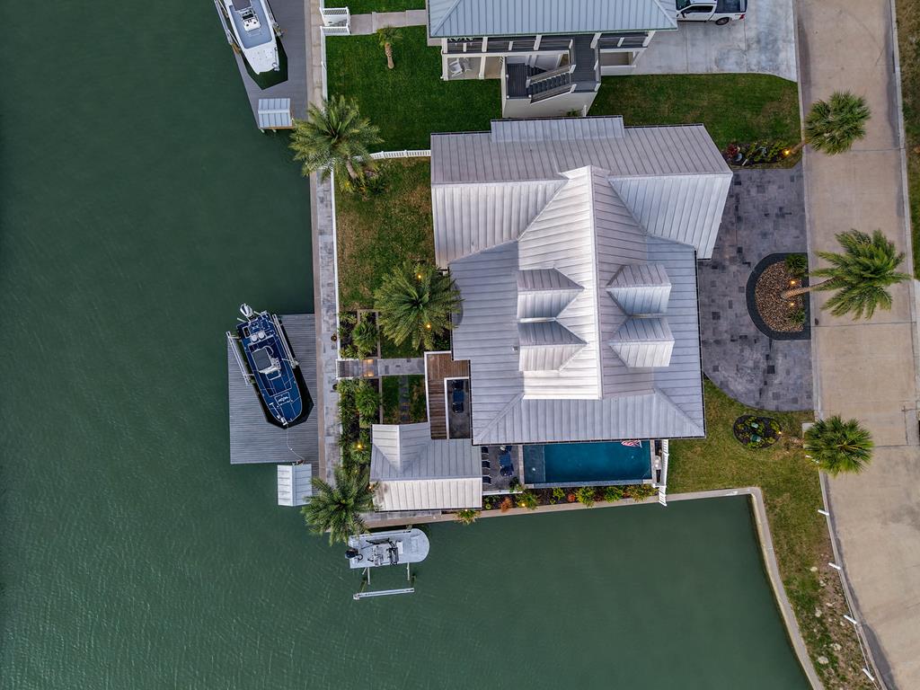 1002 Grand Cayman Ct