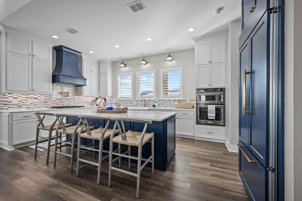 1002 Grand Cayman Ct