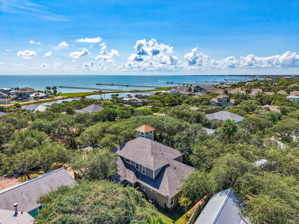35 Bahama St