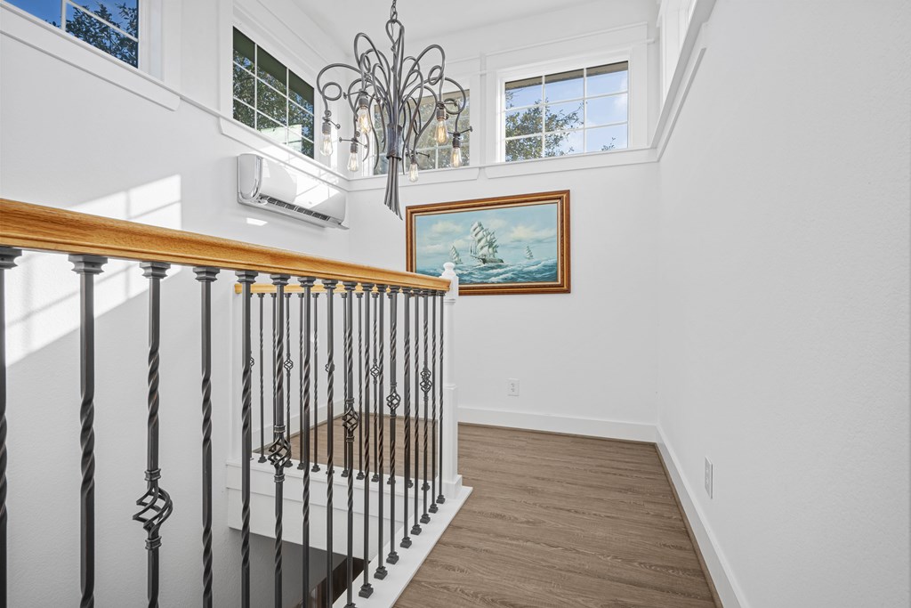 35 Bahama St
