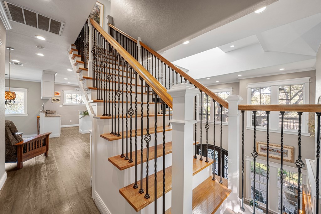35 Bahama St