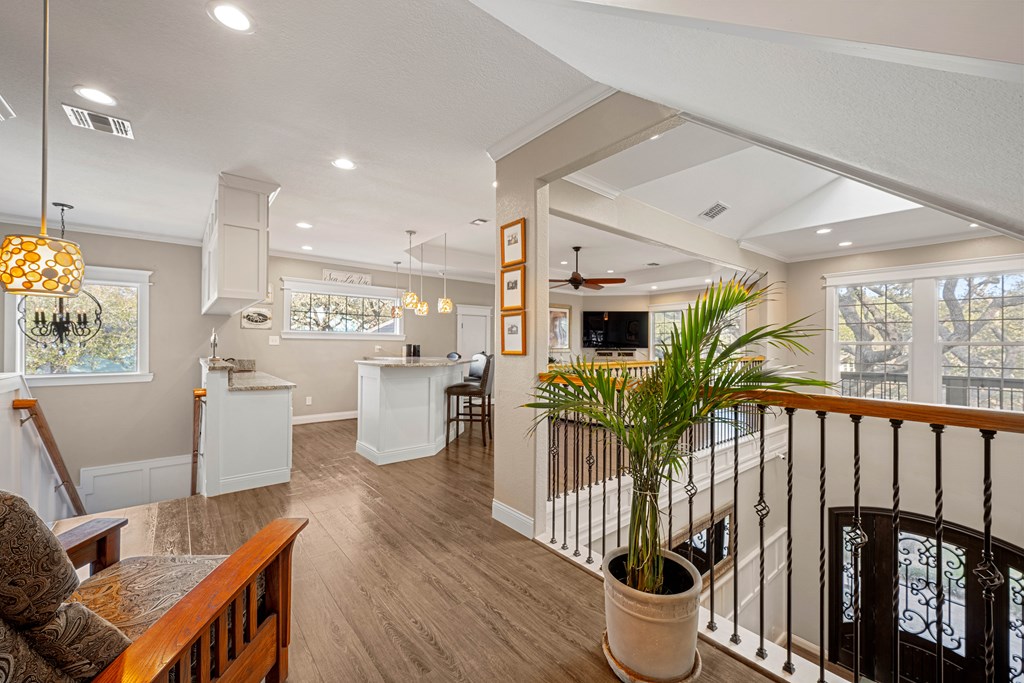 35 Bahama St