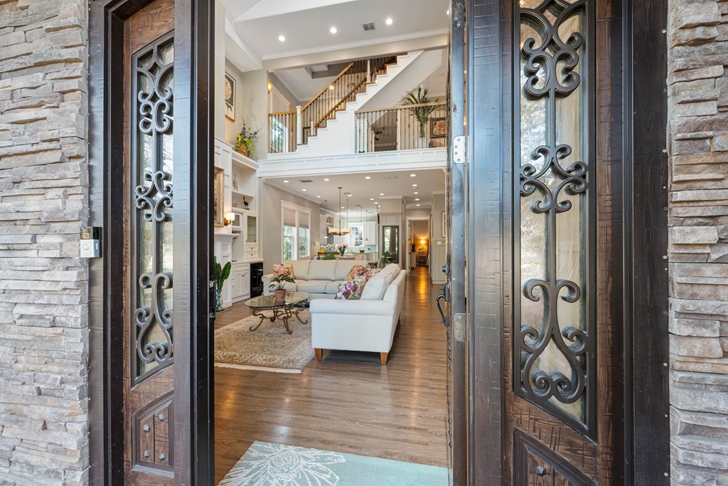 35 Bahama St