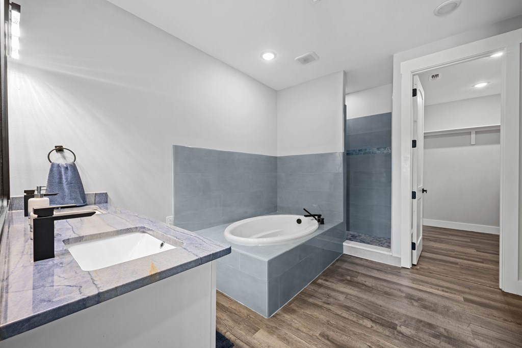 1041 North Isle Unit: Dr