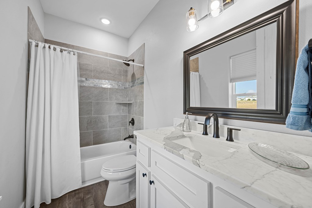 1041 North Isle Unit: Dr