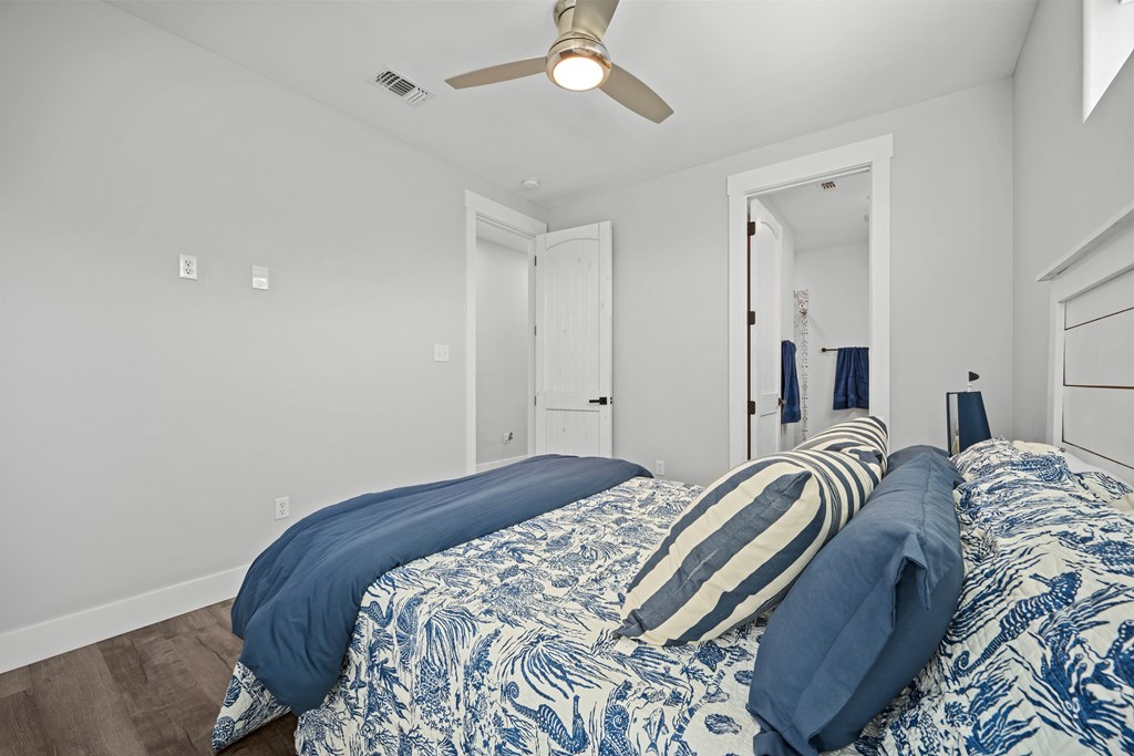 1041 North Isle Unit: Dr