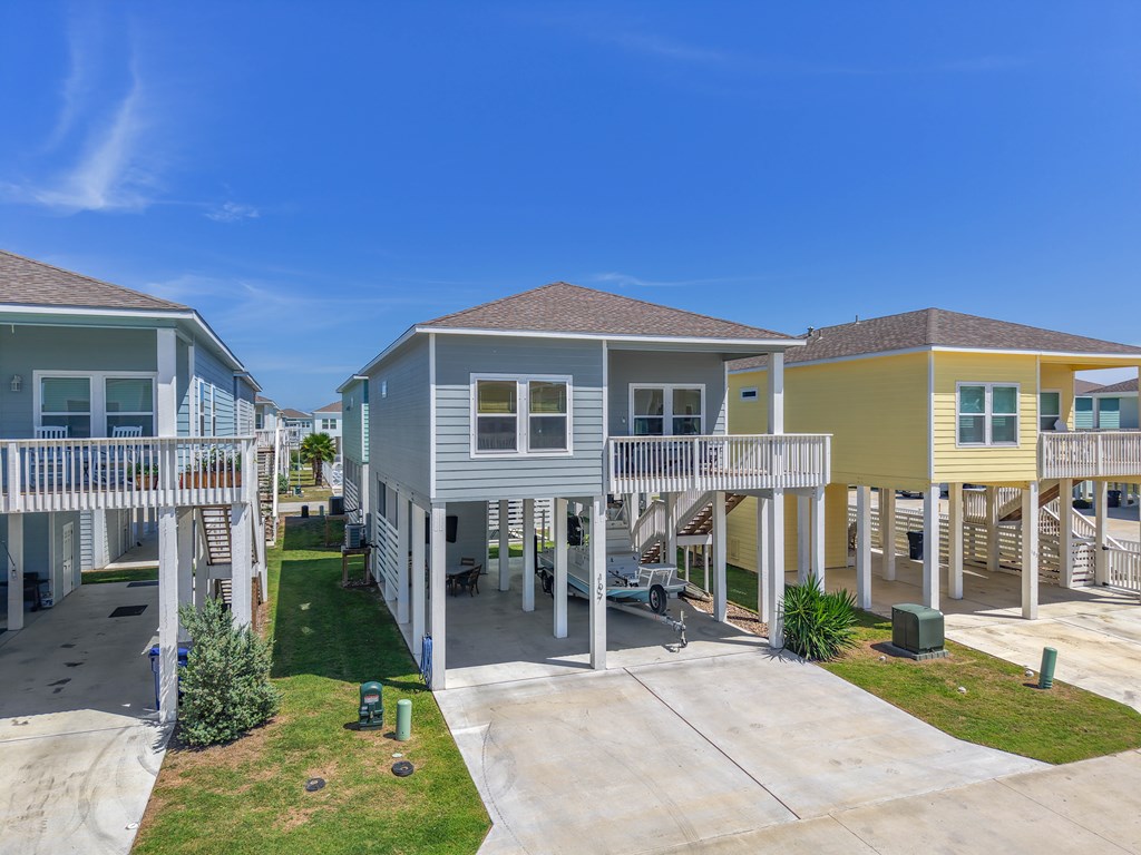 107 Rainbow Reef