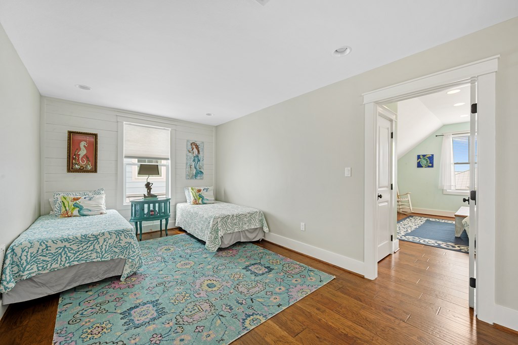 1006 Saint Johns Ct