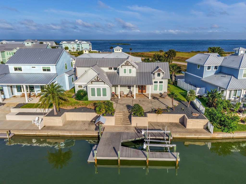 1006 Saint Johns Ct