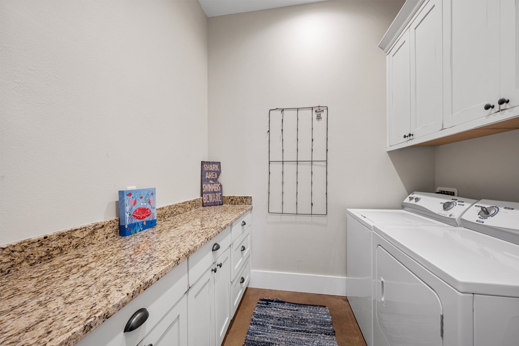 1006 Saint Johns Ct