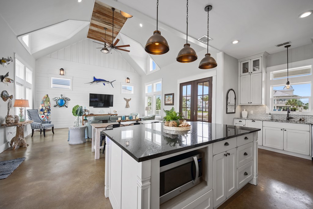 1006 Saint Johns Ct