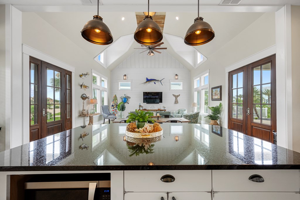 1006 Saint Johns Ct