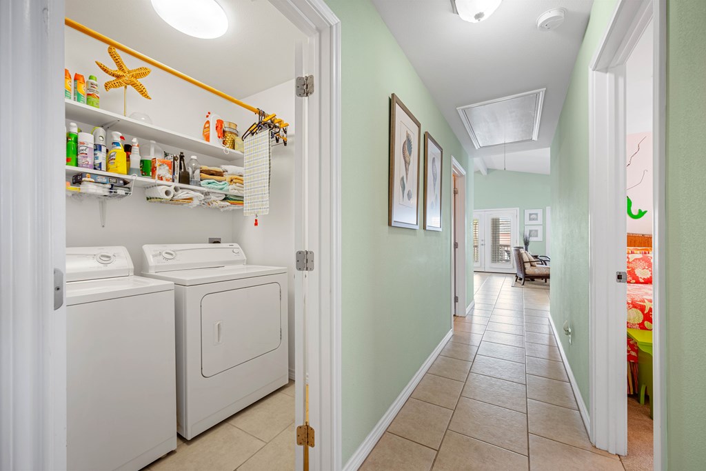 1027 S Magnolia