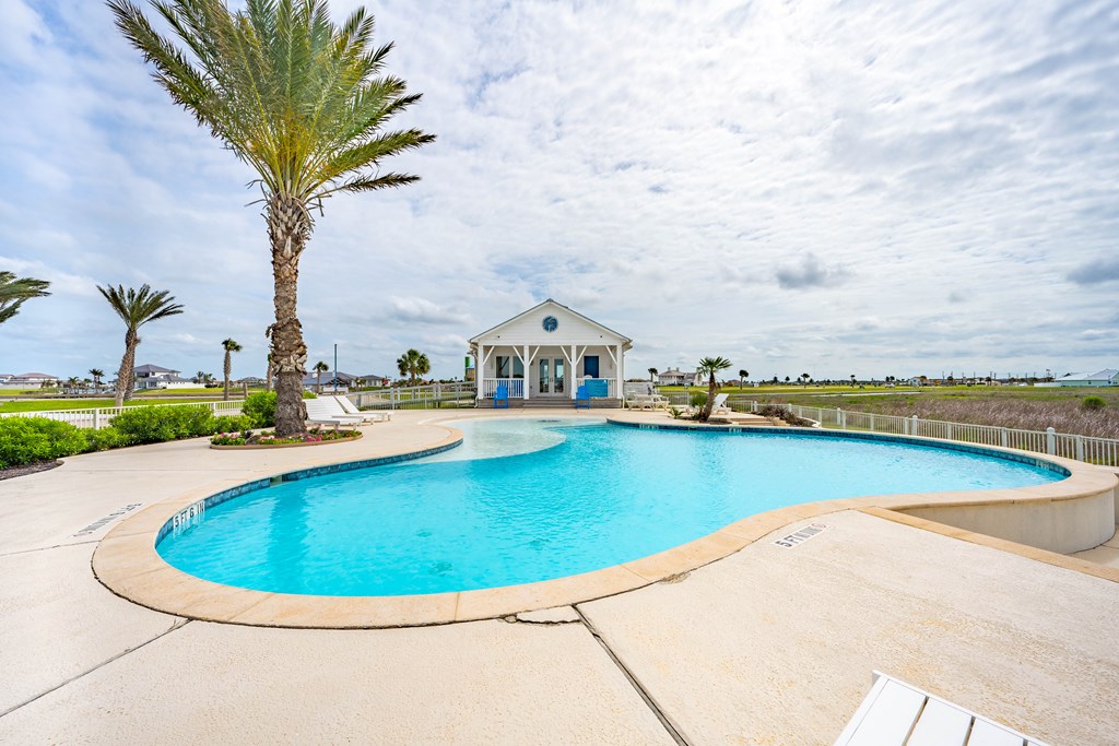 1018 Saint Johns Ct