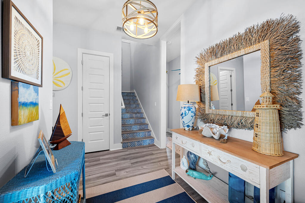 1010 Grand Cayman