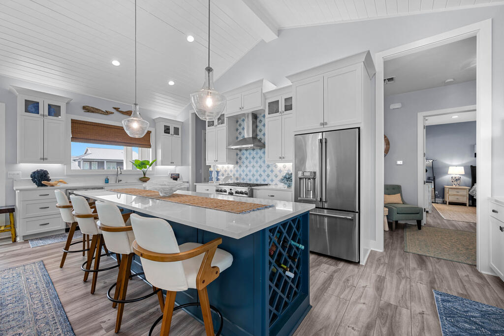1010 Grand Cayman