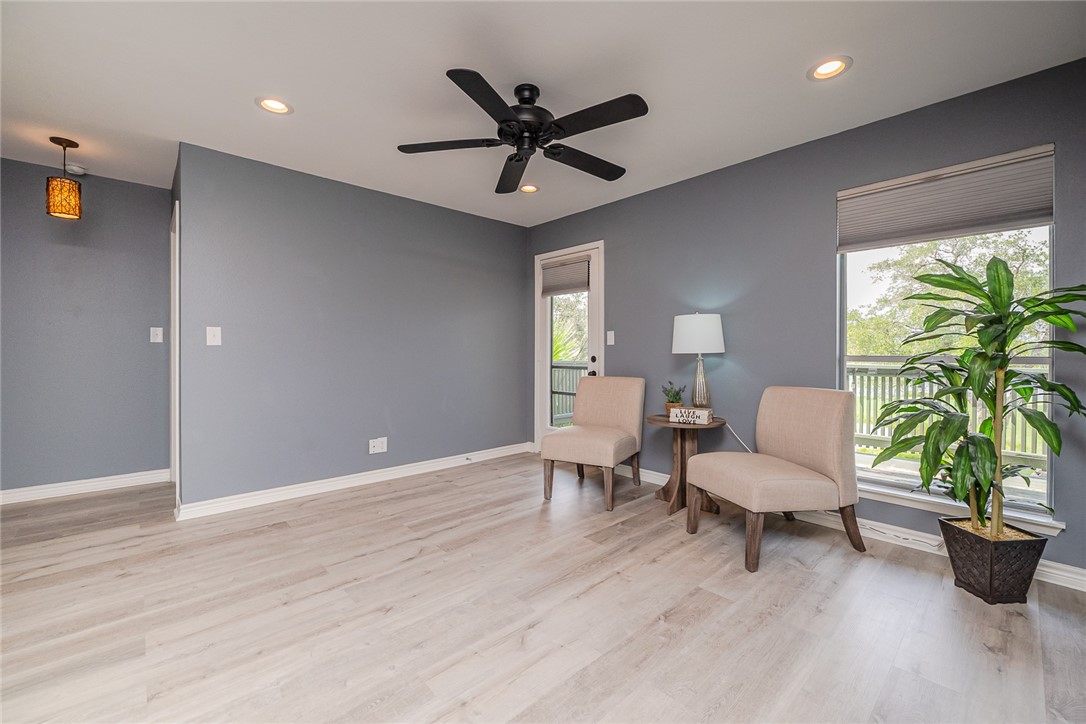 302 St Andrews G-203