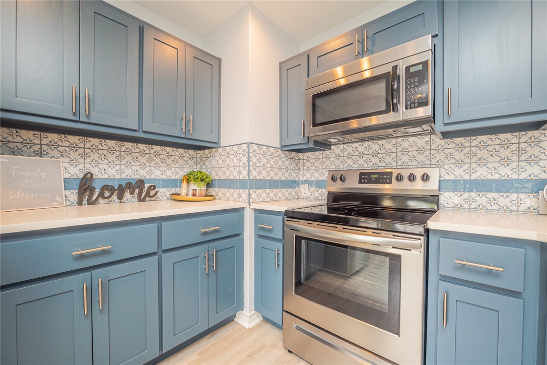 302 St Andrews G-203