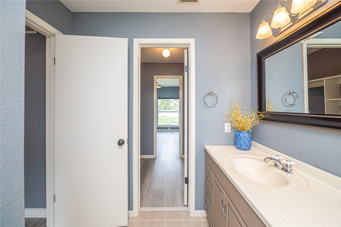 302 St Andrews G-203