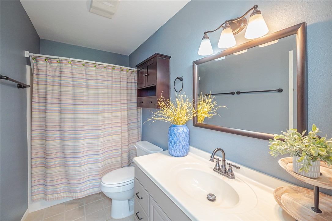 302 St Andrews G-203