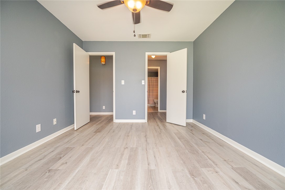 302 St Andrews G-203