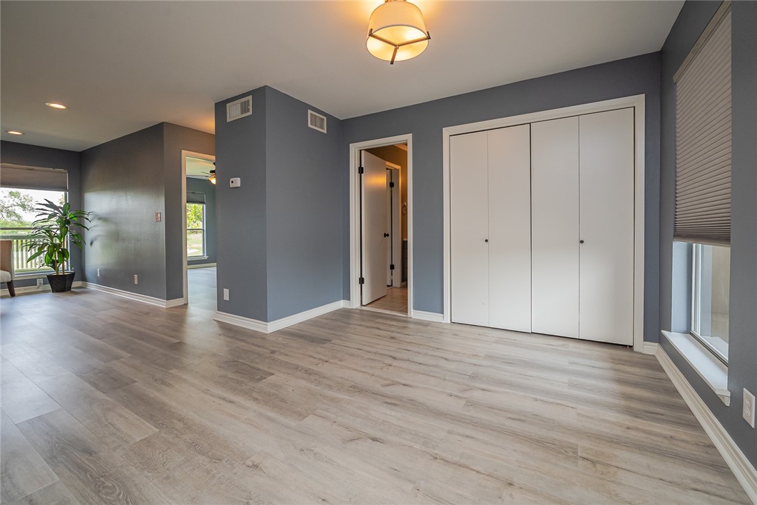 302 St Andrews G-203