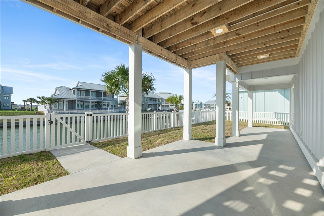 1010 Grand Cayman Ct