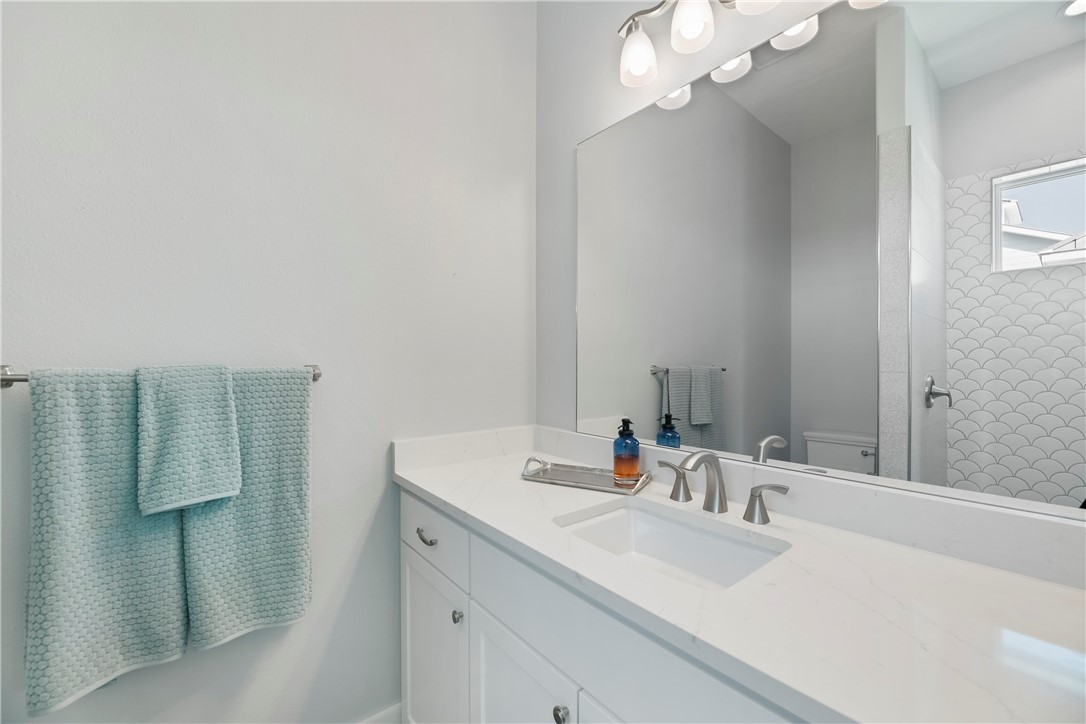 1010 Grand Cayman Ct