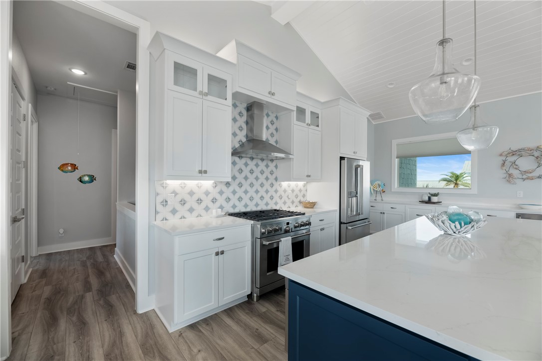 1010 Grand Cayman Ct