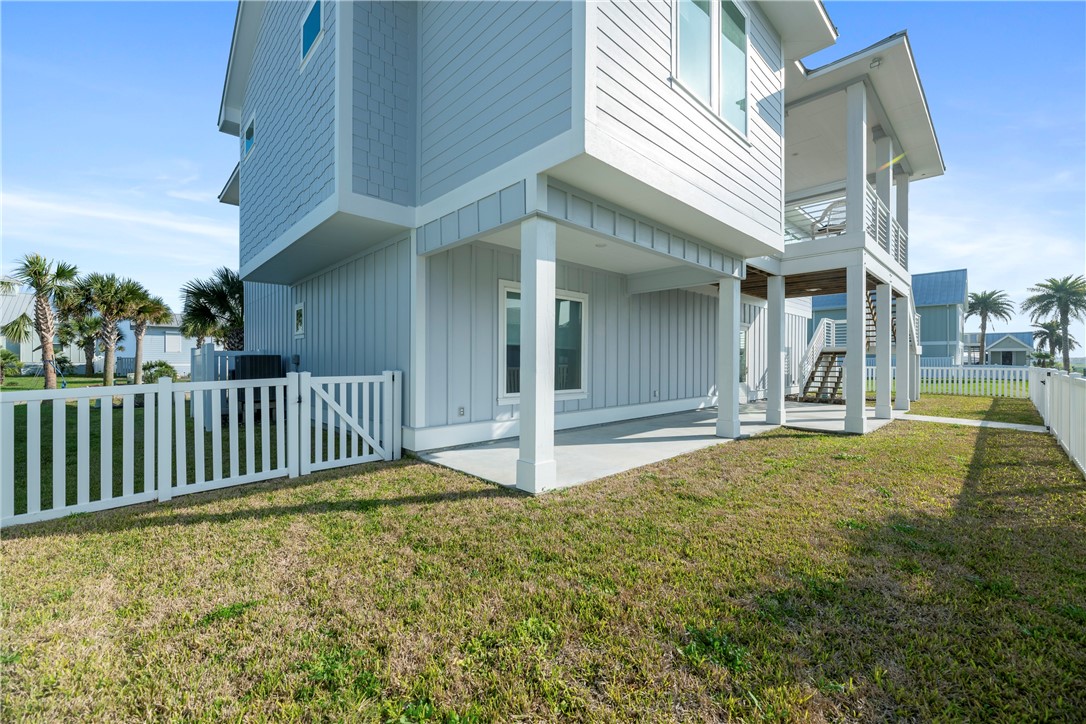 1010 Grand Cayman Ct