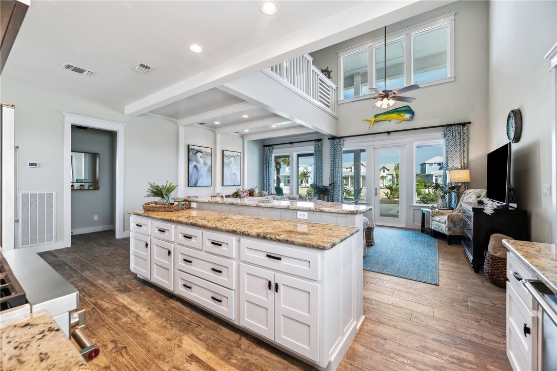 1009 Fiji Dr