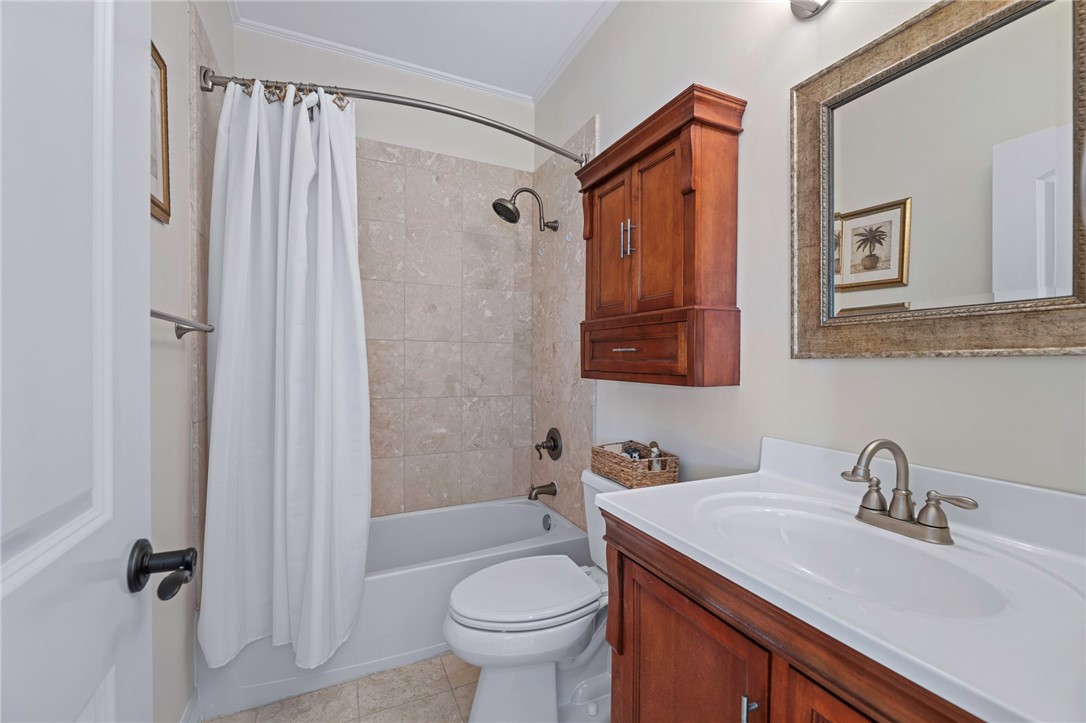 317 Bayview Dr