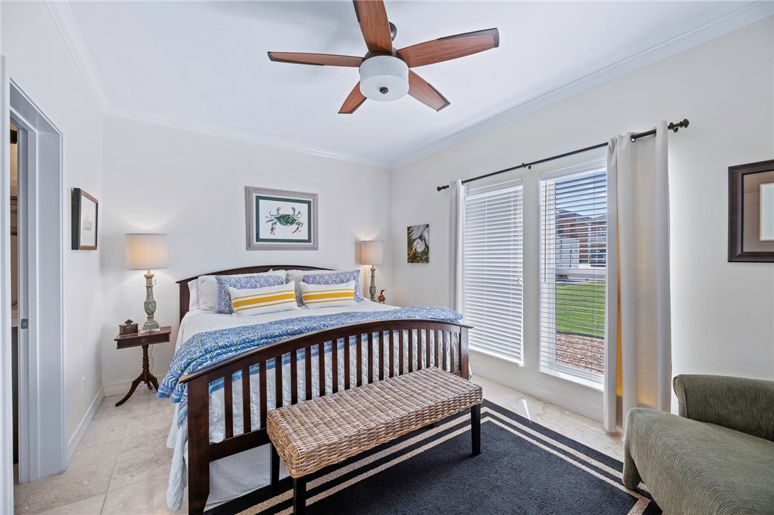 317 Bayview Dr