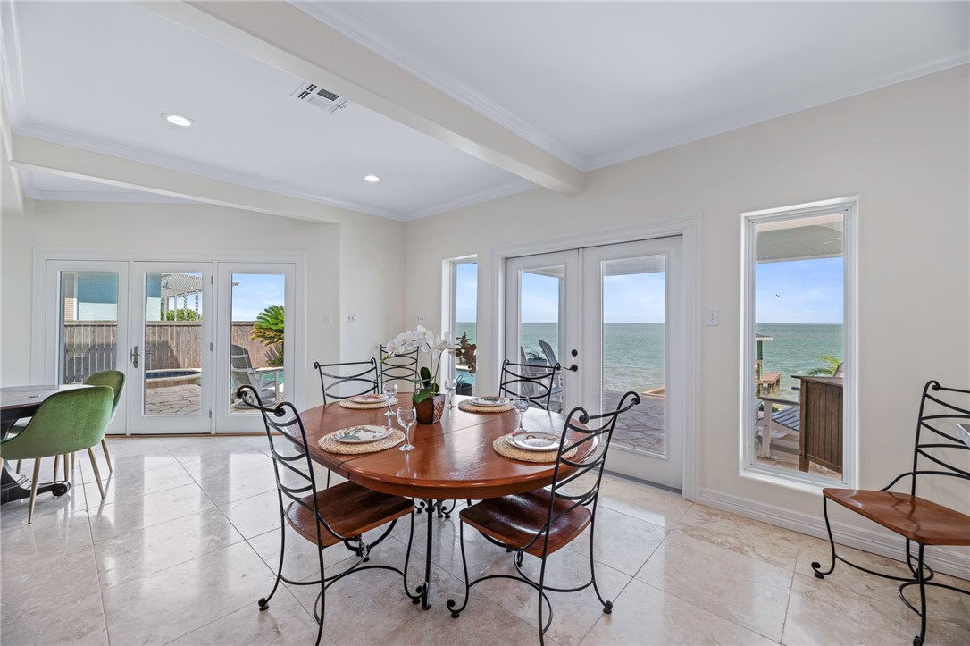 317 Bayview Dr