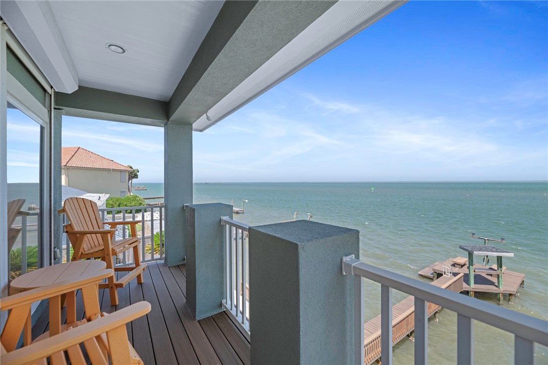 317 Bayview Dr